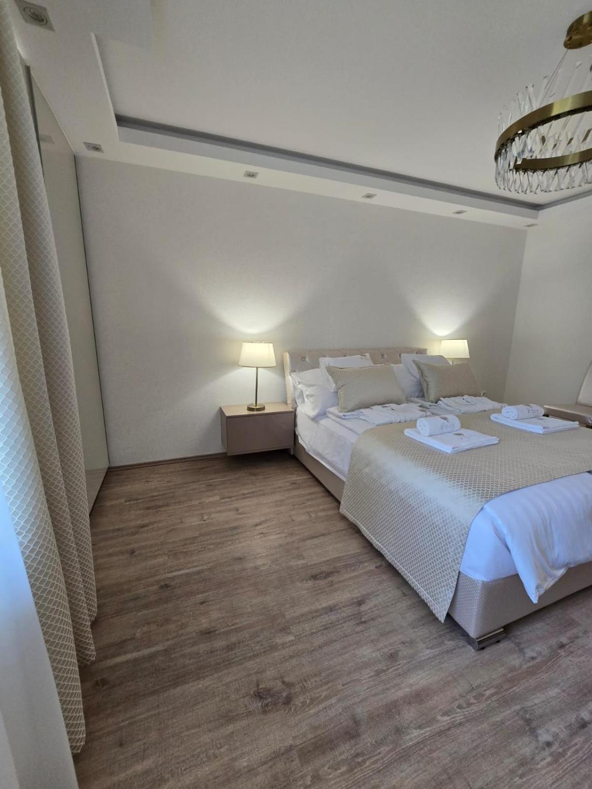Apartment Rebany 3 *